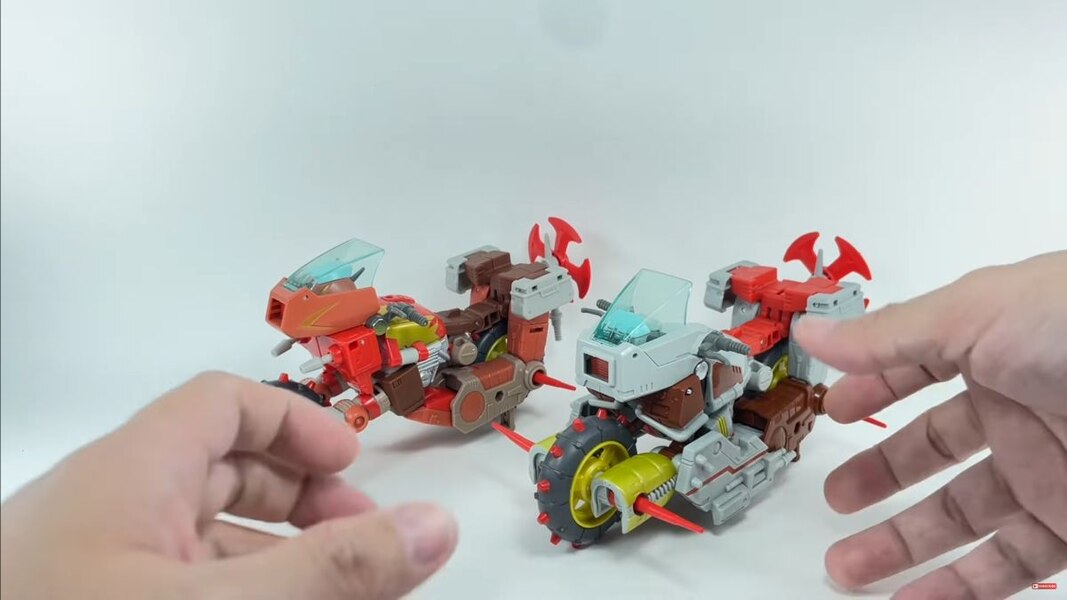 Transformers Studio Series 86 Junkyard In Hand Image  (22 of 31)